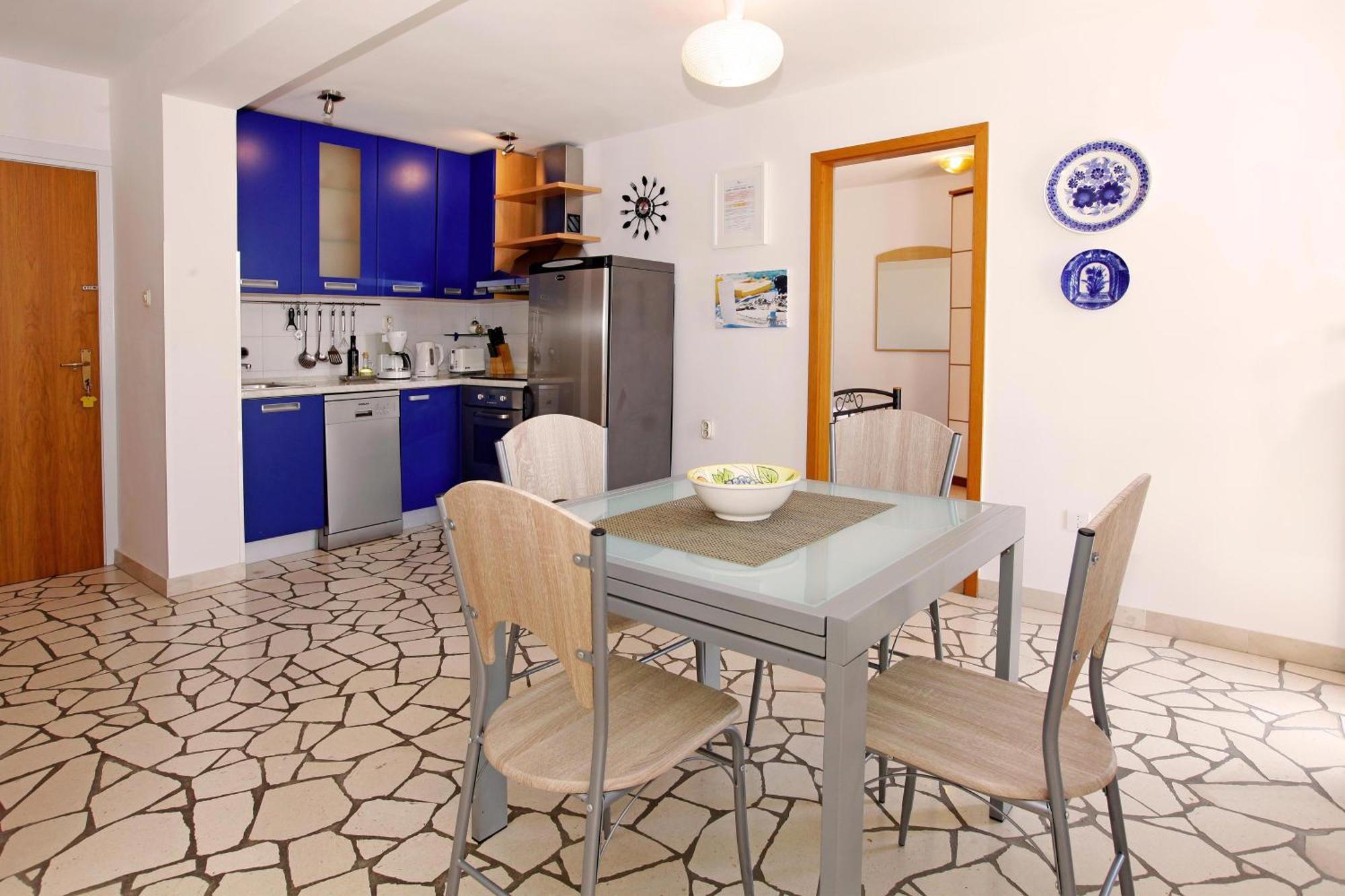 Apartments Mel Бол Экстерьер фото